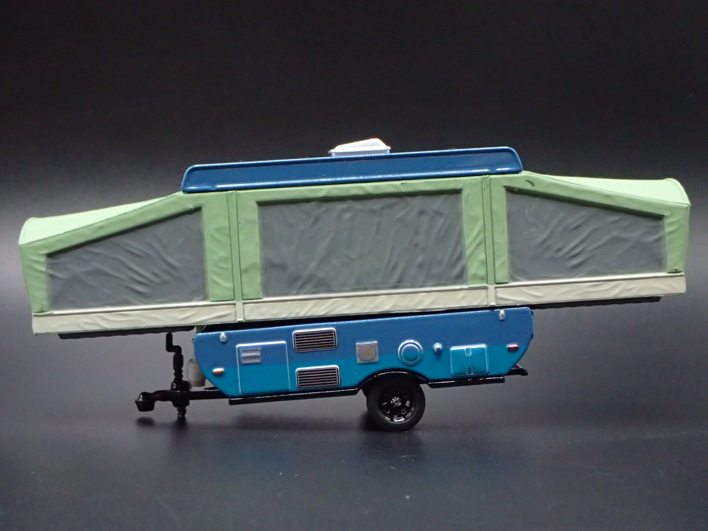 POP-UP CAMPER TRAILER DETAILED INTERIOR 1:64 SCALE DIORAMA DIECAST MODEL CAR