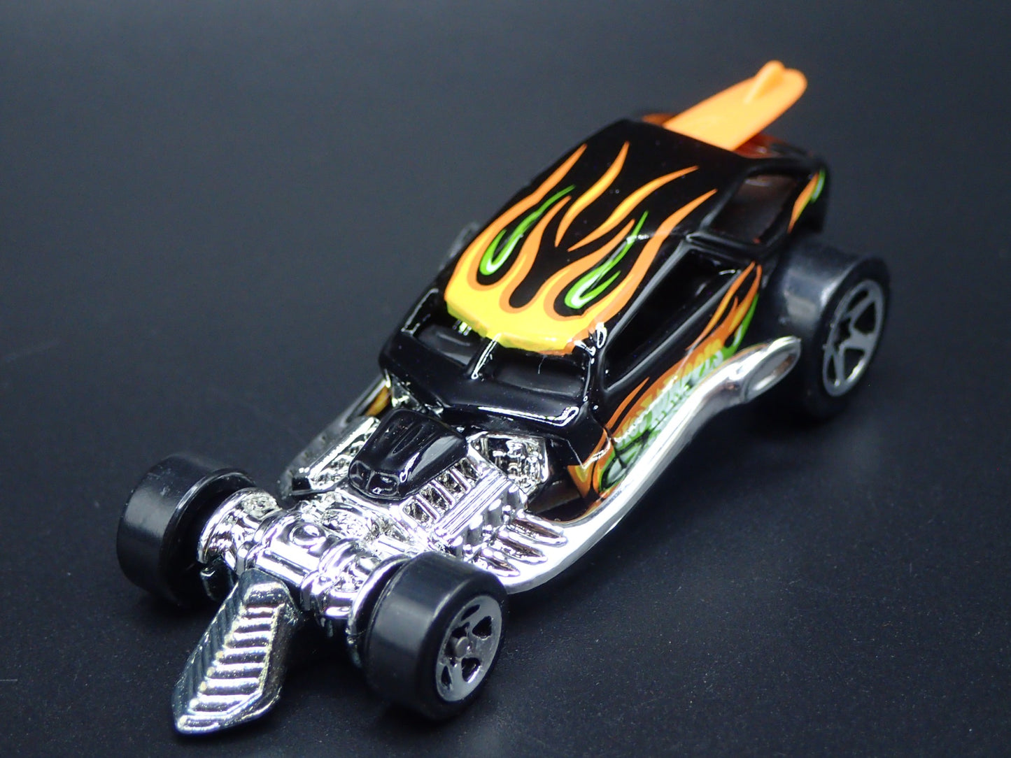 HOT WHEELS SURF CRATE CUSTOM CAR BLACK 1/64 SCALE COLLECTIBLE DIECAST MODEL CAR