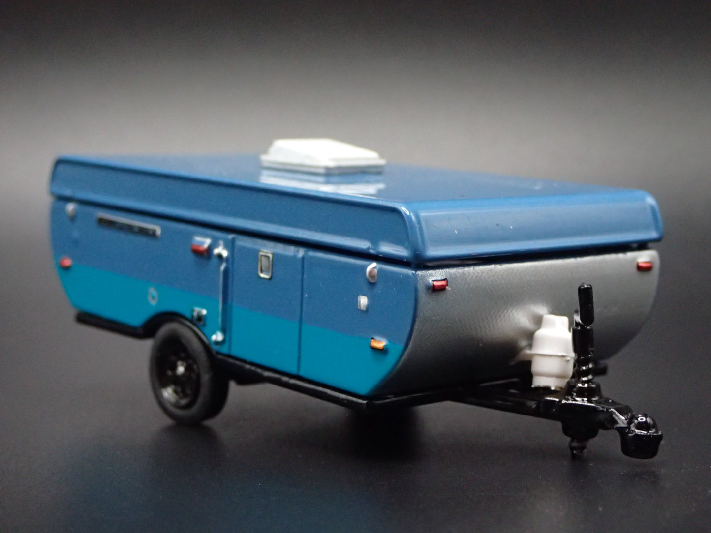 POP-UP CAMPER TRAILER DETAILED INTERIOR 1:64 SCALE DIORAMA DIECAST MODEL CAR