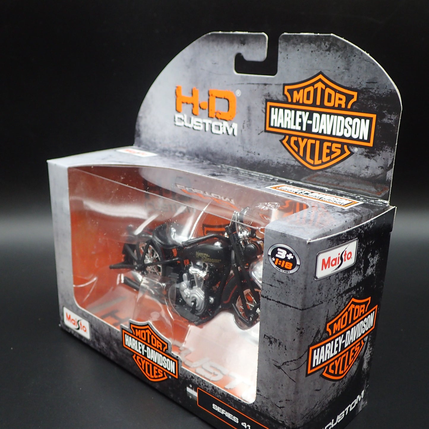 1928 28 JDH TWIN CAM HARLEY DAVIDSON MAISTO SERIES 41 1/18 MOTORCYCLE MODEL