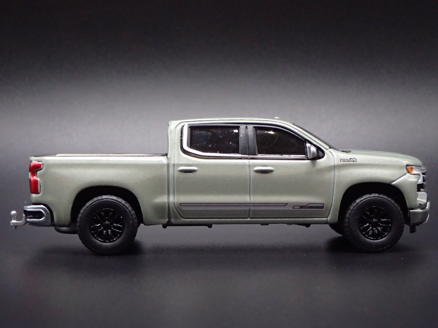 2019-2025 CHEVY SILVERADO PICKUP TRUCK HIGH COUNTRY 1:64 SCALE DIECAST MODEL CAR