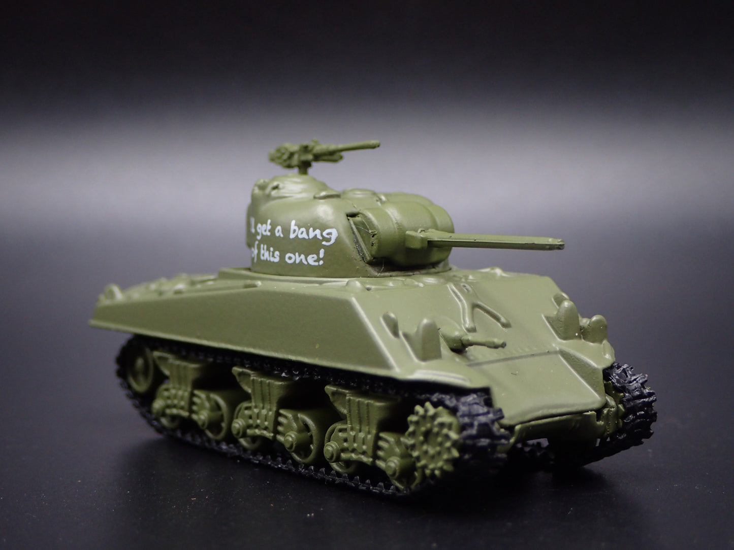 WWII M4A3 SHERMAN TANK US DETROIT MI ARSENAL PLANT 1:100 SCALE DIECAST MODEL CAR