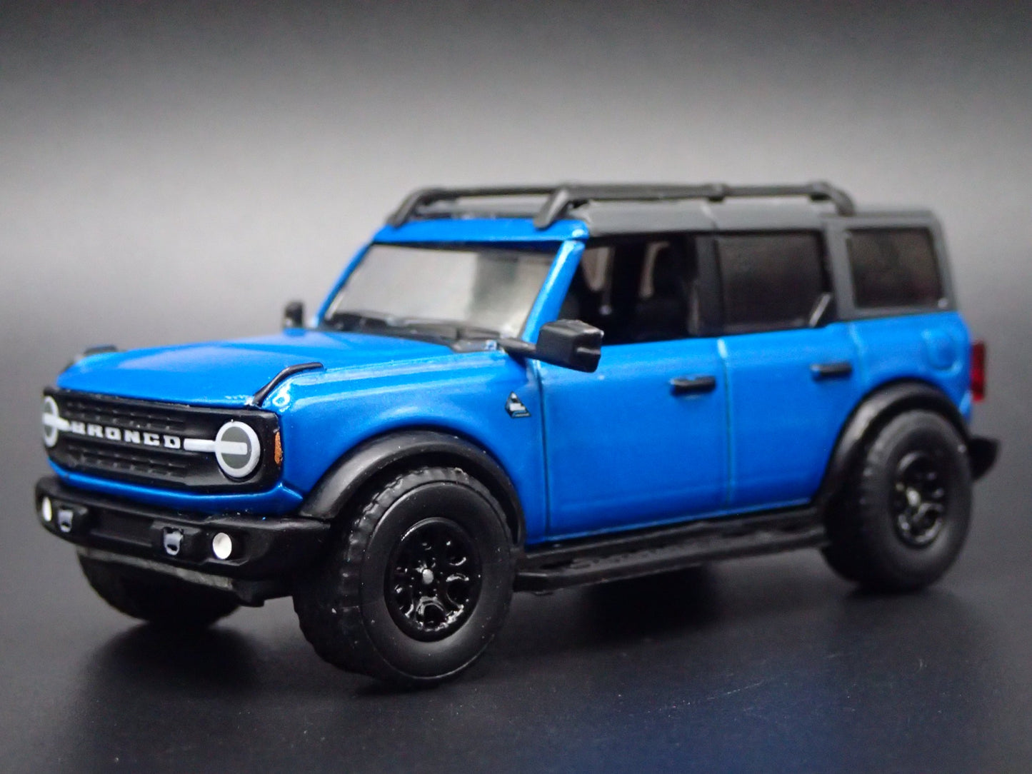 2021-2025 FORD BRONCO 4 FOUR DOOR w HITCH BLUE 1:64 SCALE DIECAST MODEL CAR