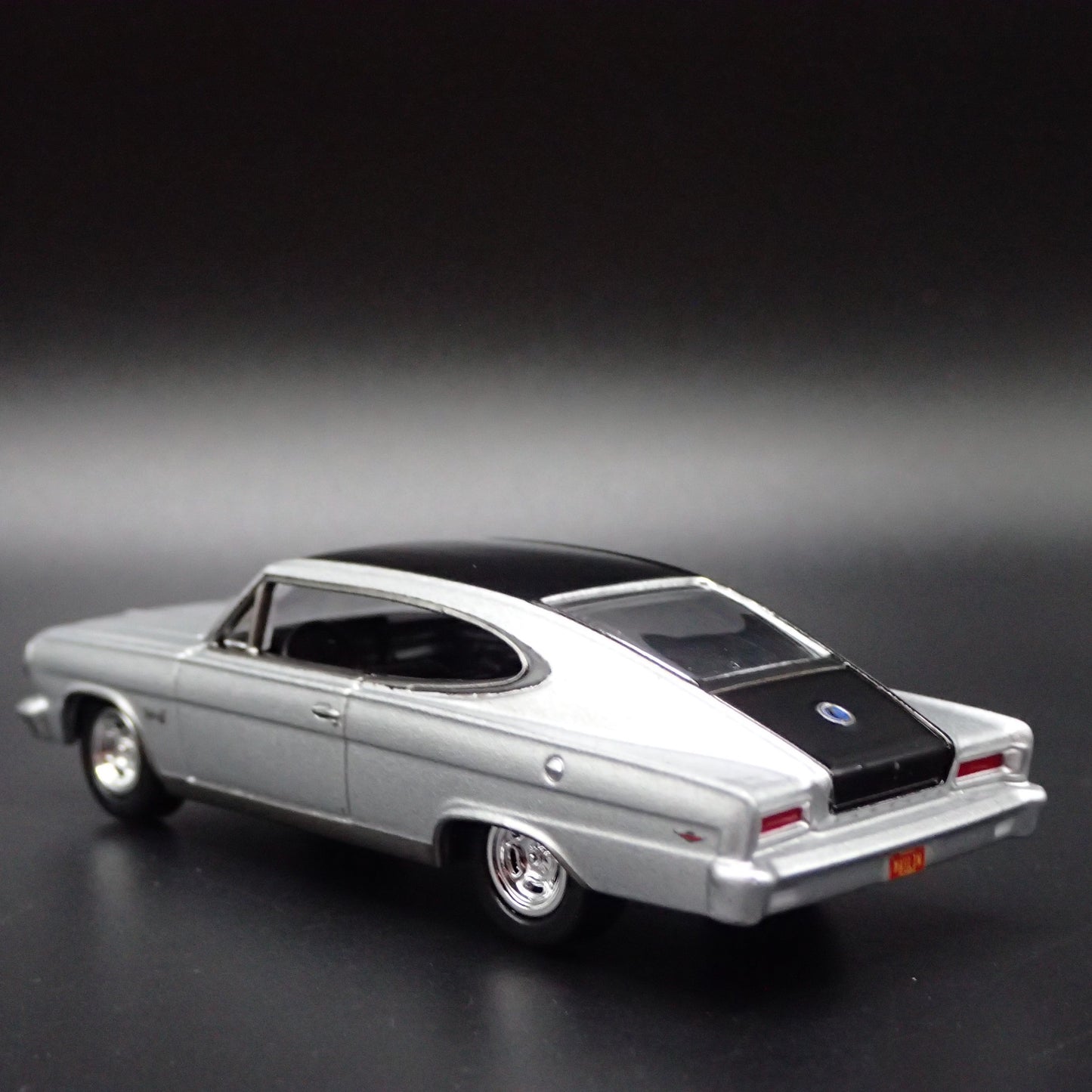 1965 65 AMC RAMBLER MARLIN RARE 1:64 SCALE COLLECTIBLE DIORAMA DIECAST MODEL CAR