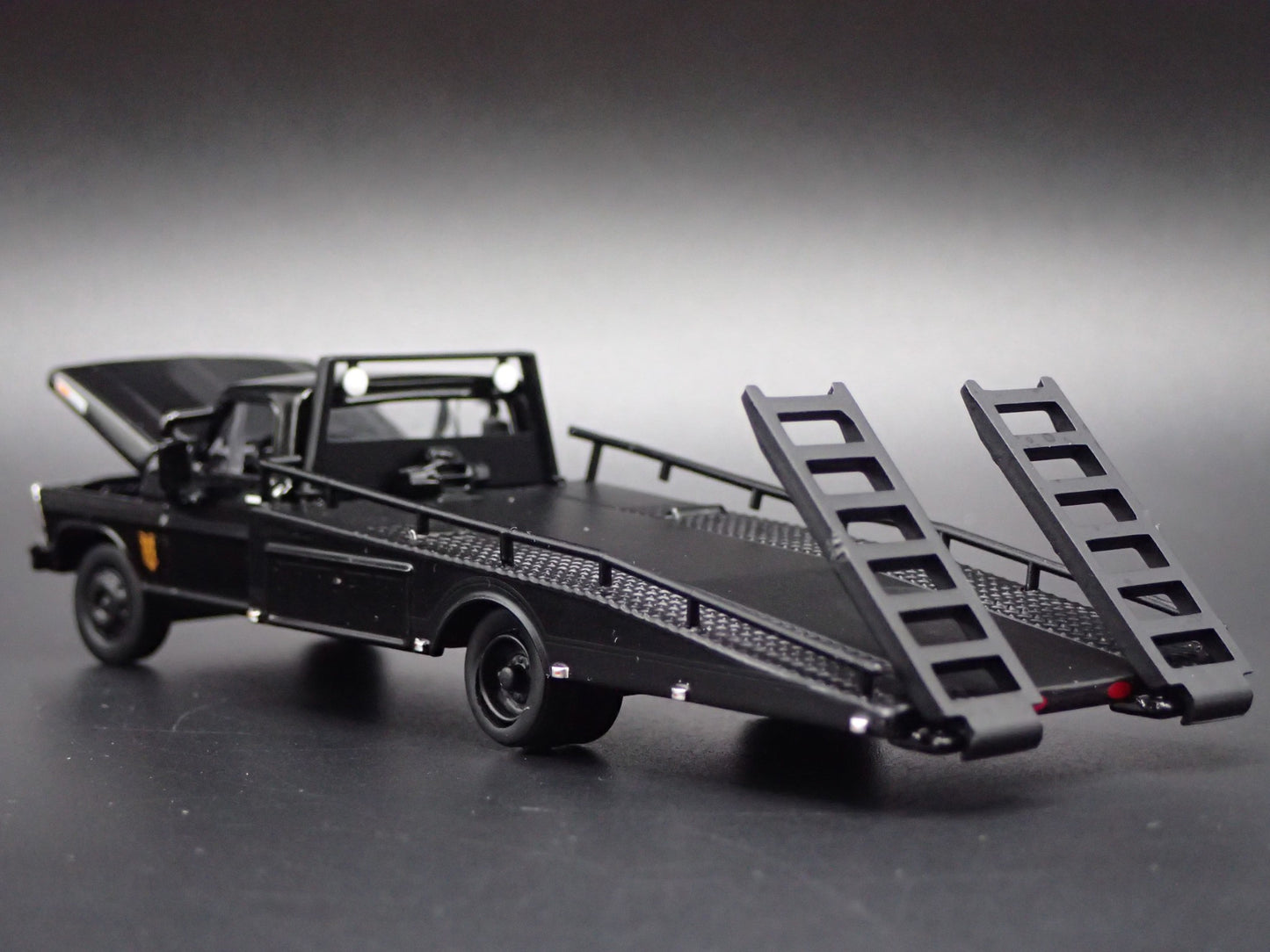 1972 72 FORD F-350 RAMP TRUCK BLACK 1:64 SCALE COLLECTIBLE DIECAST MODEL CAR