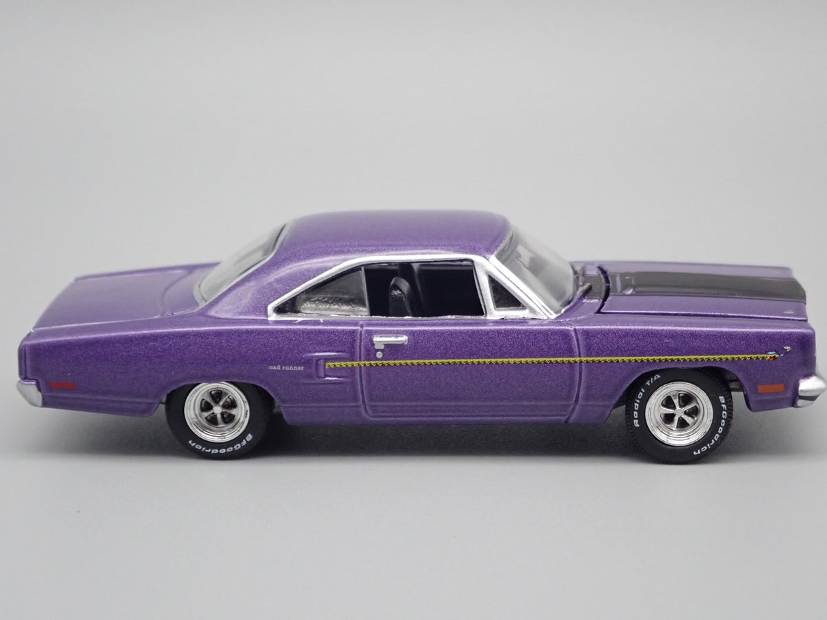 1970 PLYMOUTH ROAD RUNNER RARE 1:64 SCALE LIMITED COLLECTIBLE DIECAST MODEL CAR-Burning Rubber Toy Company