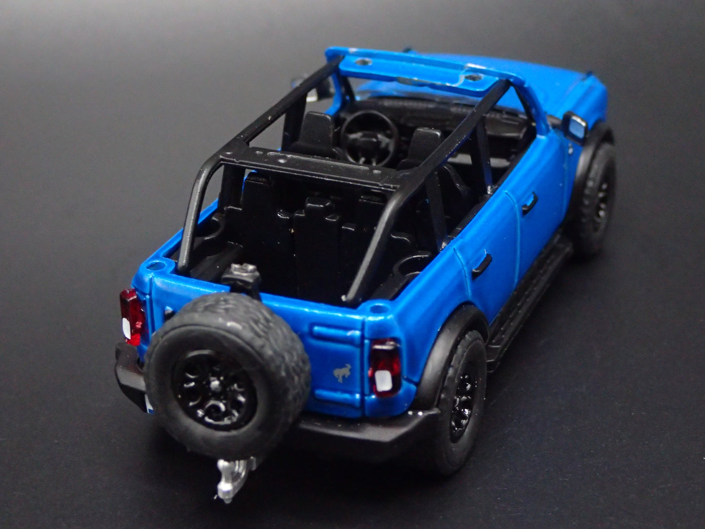 2021-2025 FORD BRONCO 4 FOUR DOOR w HITCH BLUE 1:64 SCALE DIECAST MODEL CAR