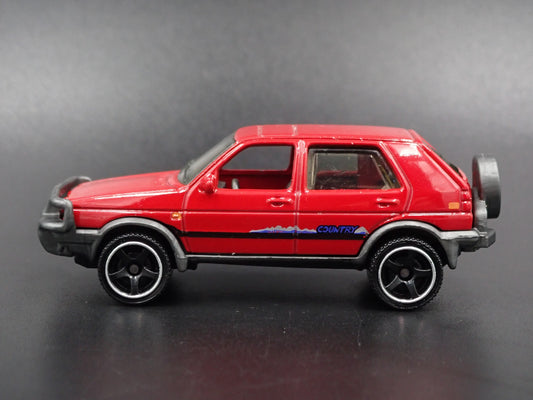 1990 90 VW VOLKSWAGEN GOLF COUNTRY MK2 RED 1:64 SCALE DIORAMA DIECAST MODEL CAR