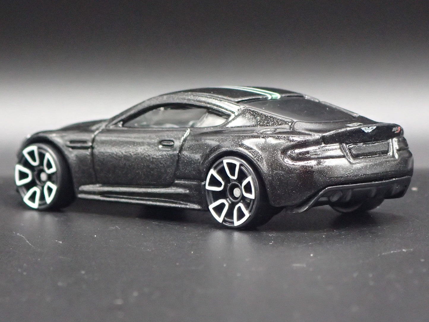 2008-2012 ASTON MARTIN DBS BLAC 1/64 SCALE COLLECTIBLE DIORAMA DIECAST MODEL CAR