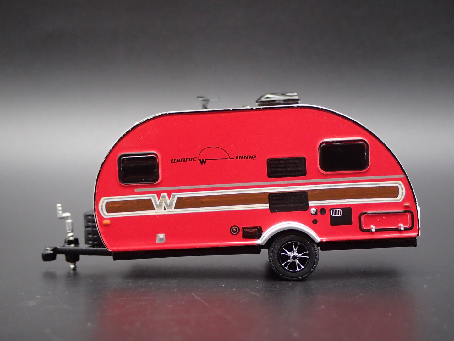 2017 17 WINNEBAGO WINNIE DROP 1710 TRAVEL TRAILER CAMPER 1:64 DIECAST MODEL CAR