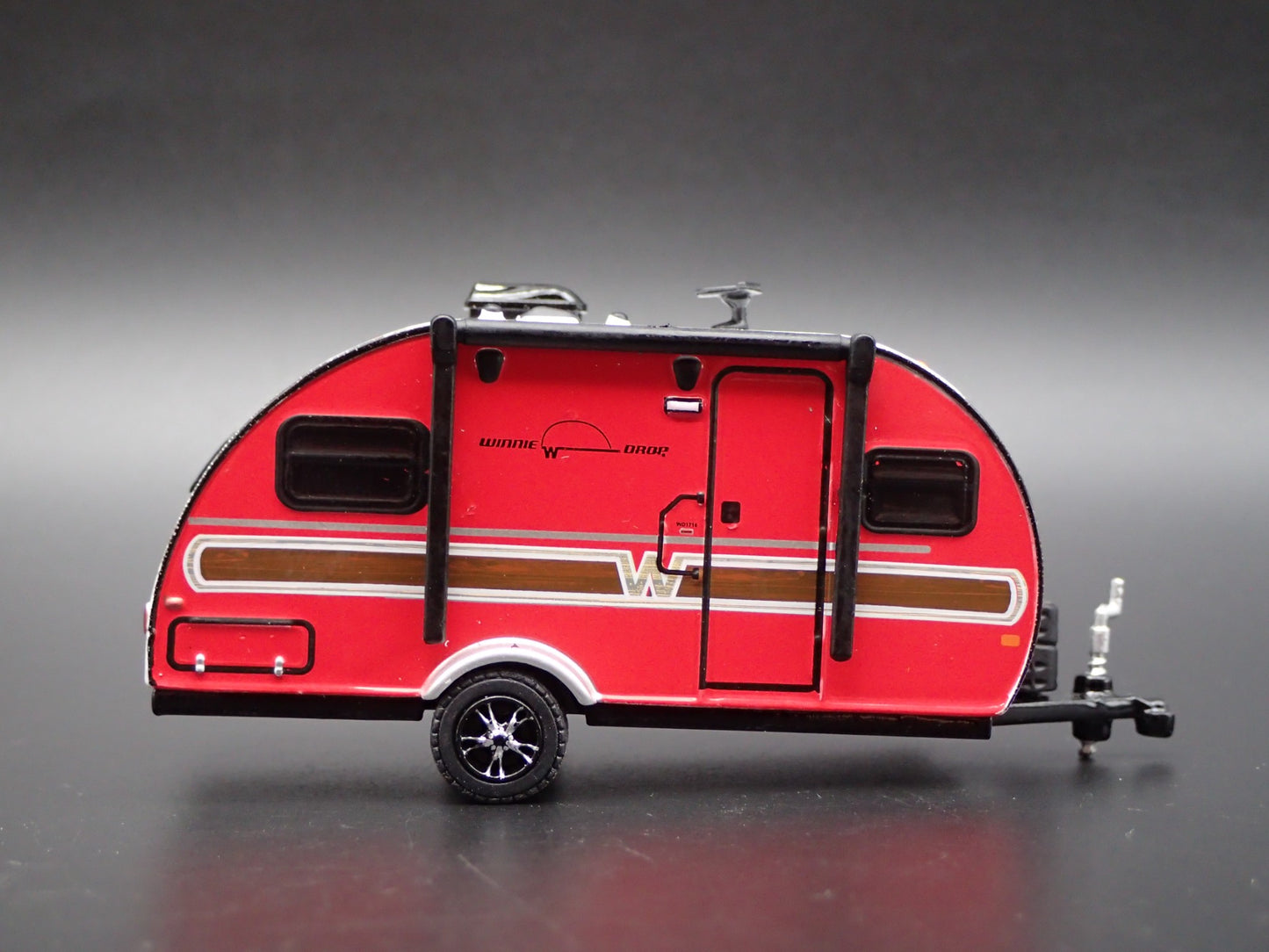 2017 17 WINNEBAGO WINNIE DROP 1710 TRAVEL TRAILER CAMPER 1:64 DIECAST MODEL CAR