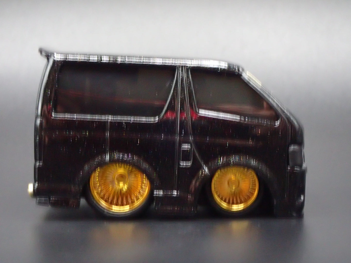 2004 TOYOTA HIACE H200 VAN CAR TUNED BLACK 1/64 SCALE DIORAMA DIECAST MODEL CAR