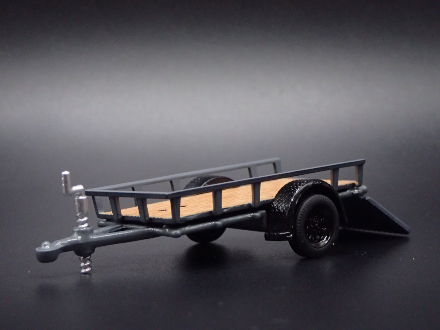 UTILITY TRAILER w 2020 INDIAN SCOUT BOBBER MOTORCYCLE 1:64 SCALE  DIECAST MODEL