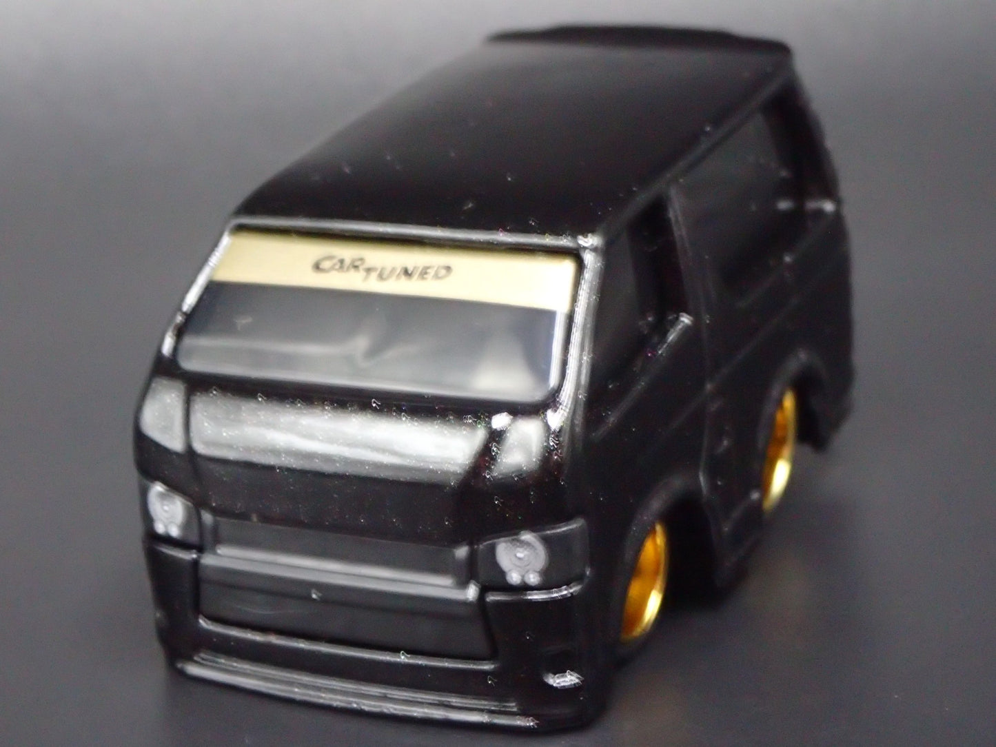 2004 TOYOTA HIACE H200 VAN CAR TUNED BLACK 1/64 SCALE DIORAMA DIECAST MODEL CAR
