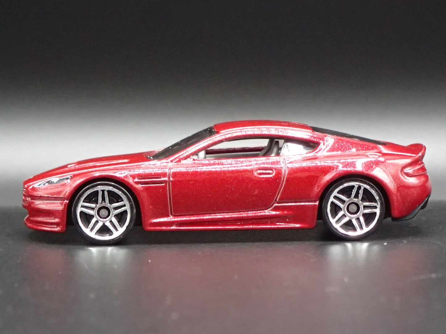 2008-2012 ASTON MARTIN DBS RED 1/64 SCALE COLLECTIBLE DIORAMA DIECAST MODEL CAR