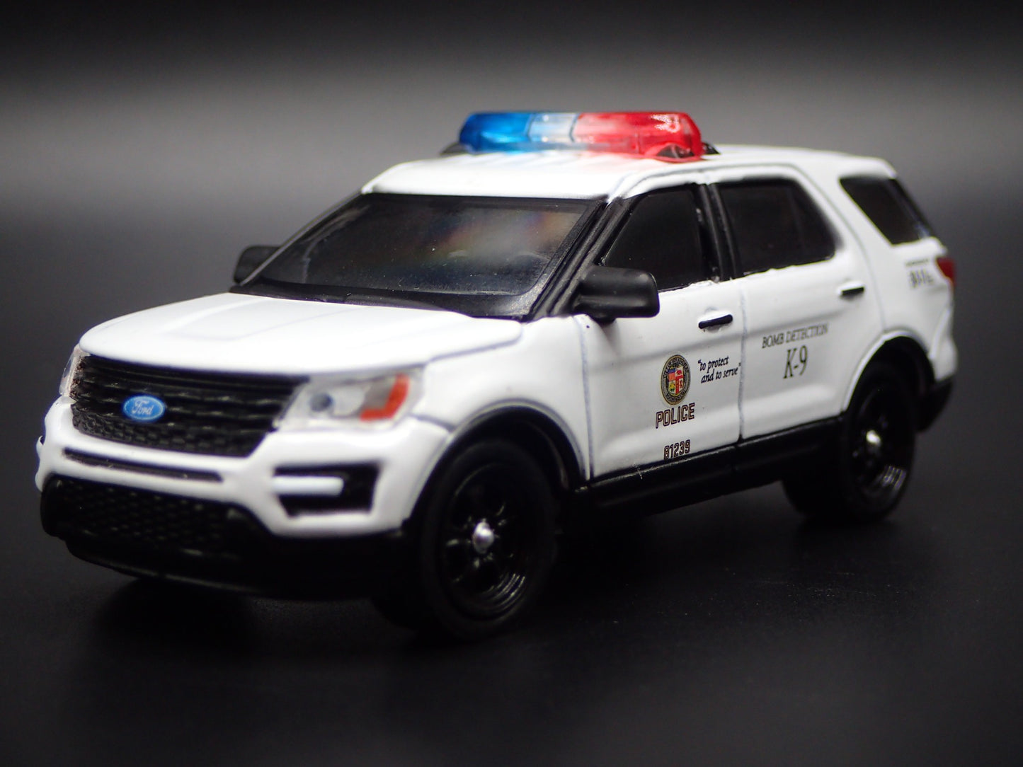 2017 FORD EXPLORER POLICE INTERCEPTOR UTILITY LAPD 1:64 SCALE DIECAST MODEL CAR