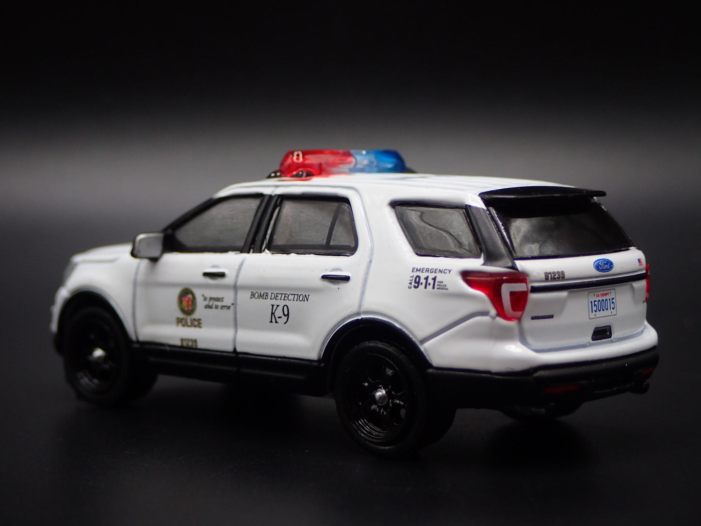 2017 FORD EXPLORER POLICE INTERCEPTOR UTILITY LAPD 1:64 SCALE DIECAST MODEL CAR