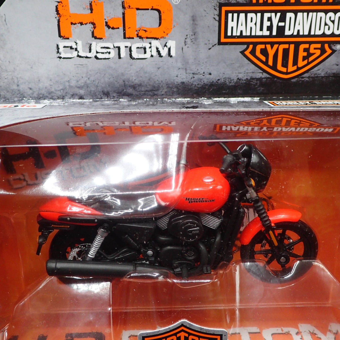 2015 15 STREET 750 HARLEY DAVIDSON MOTORCYCLE MAISTO SERIES 40 1/18 MODEL BIKE