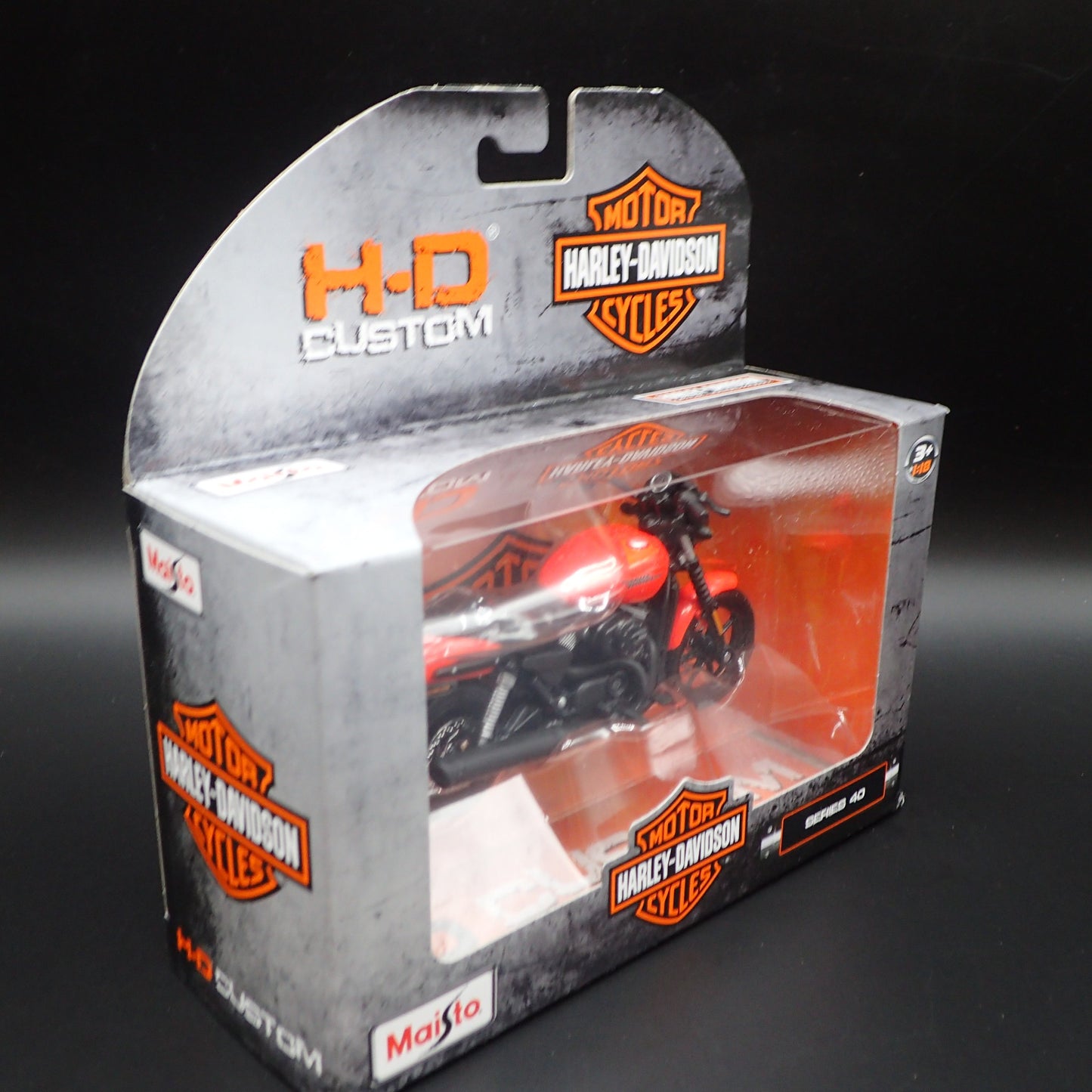 2015 15 STREET 750 HARLEY DAVIDSON MOTORCYCLE MAISTO SERIES 40 1/18 MODEL BIKE