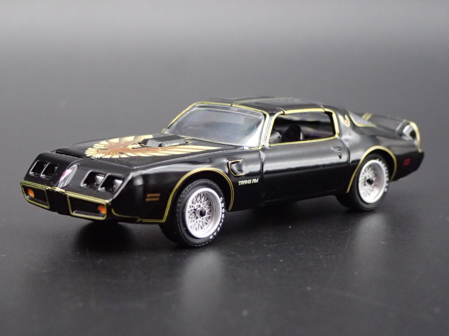 1979 79 PONTIAC FIREBIRD TRANS AM T/A  1:64 SCALE COLLECTIBLE DIECAST MODEL CAR