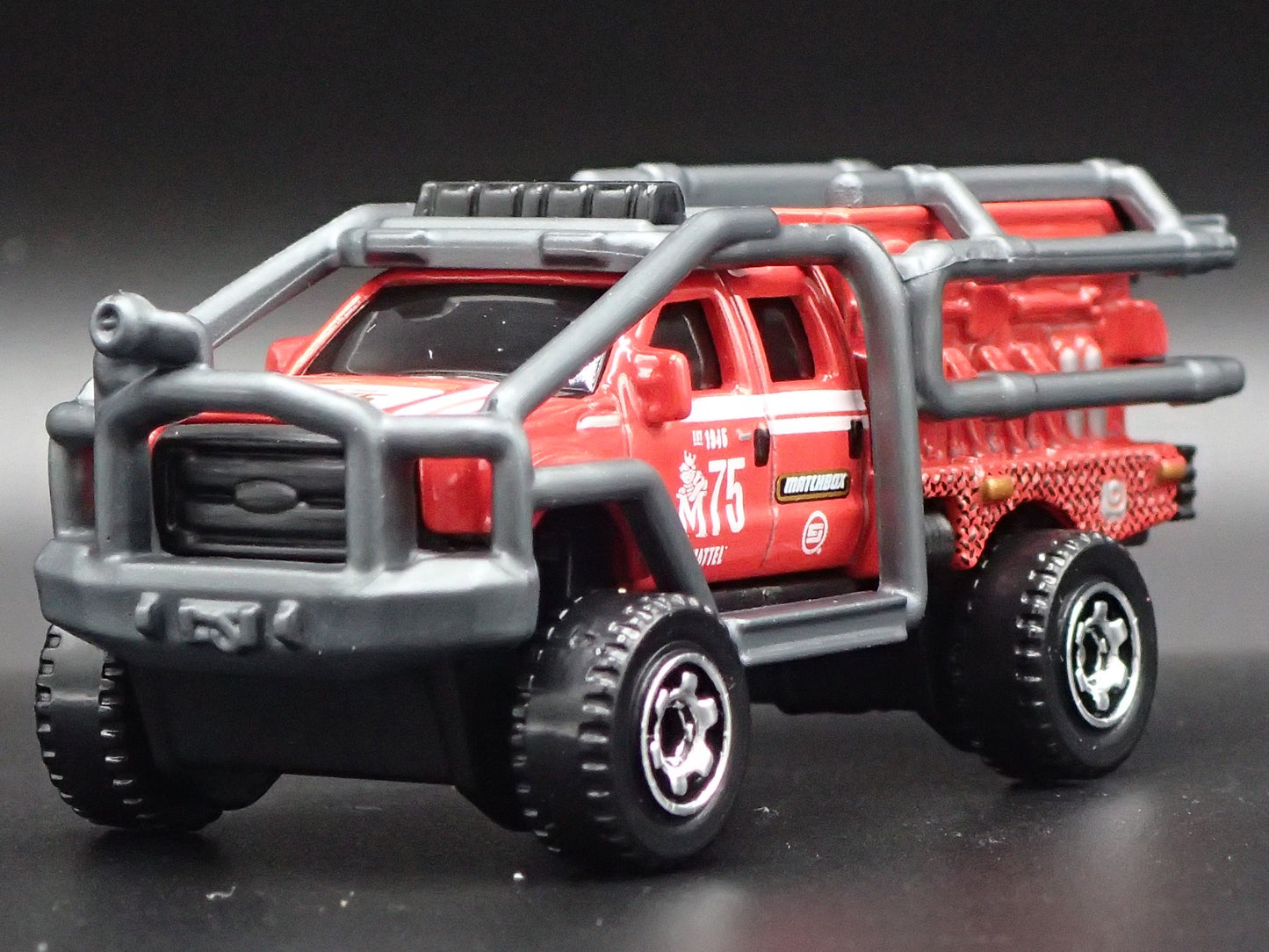 FORD F350 SUPERLIFT PICKUP TRUCK FIRE TRUCK SUPER DUTY 1:64 MB DIECAST MODEL CAR