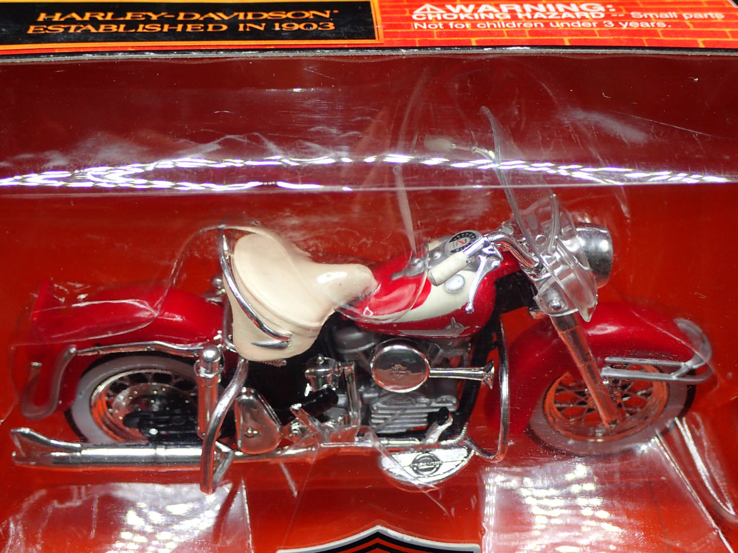 1962 FLH DUO GLIDE HARLEY DAVIDSON MAISTO 1/18 SCALE MOTORCYCLE MODEL SERIES 5