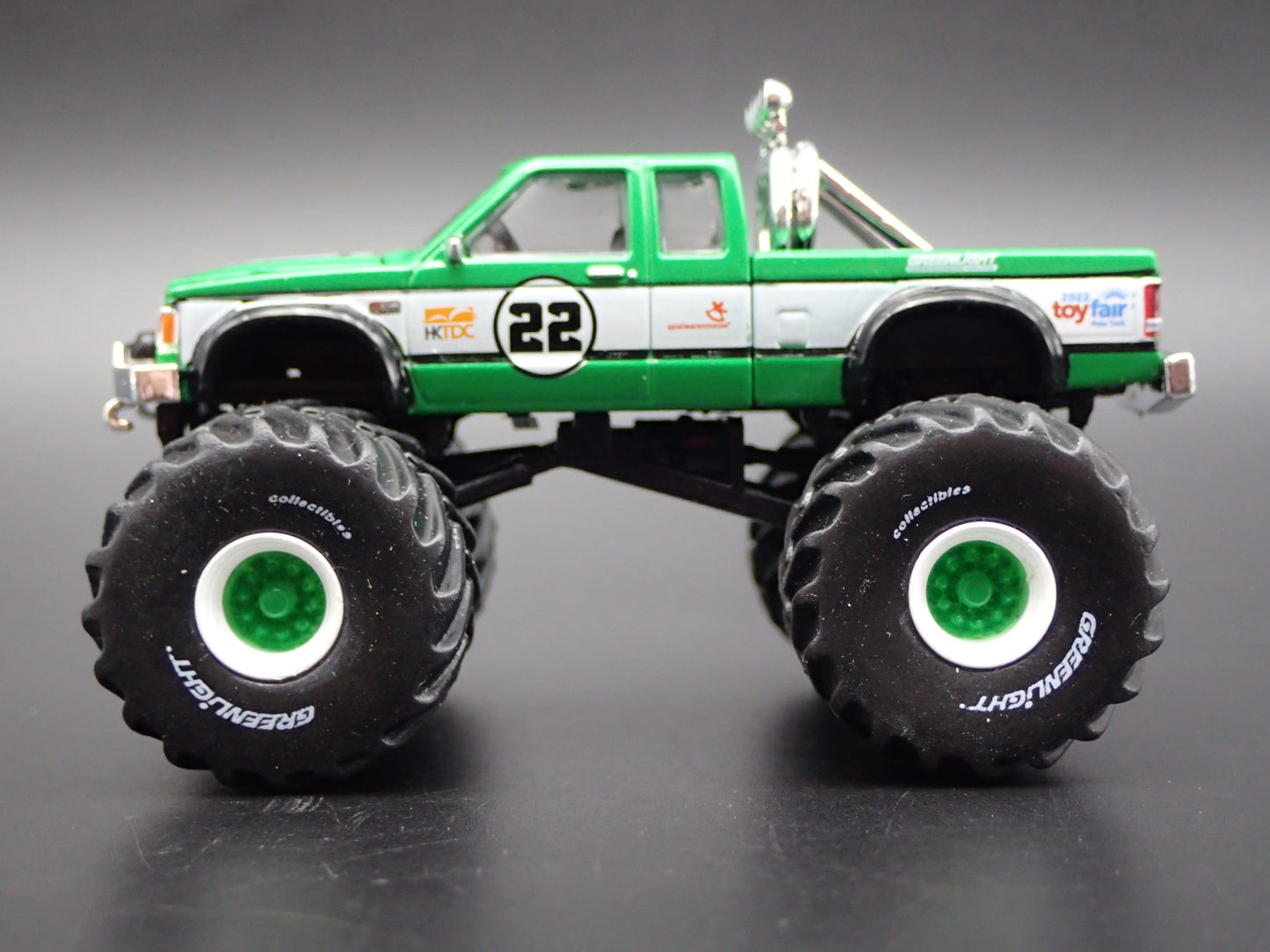 1986 86 CHEVY CHEVROLET S10 MONSTER PICKUP TRUCK 1:64 SCALE DIECAST MODEL CAR