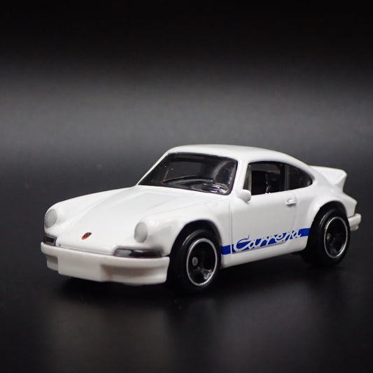 1973-1977 PORSCHE 911 CARRERA RS 2.7 1:64 SCALE COLLECTIBLE DIECAST MODEL CAR