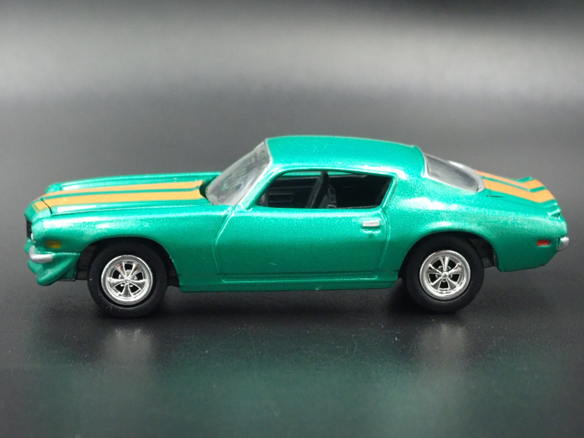 1971 71 CHEVY CHEVROLET CAMARO RS 1:64 SCALE COLLECTIBLE DIECAST MODEL CAR