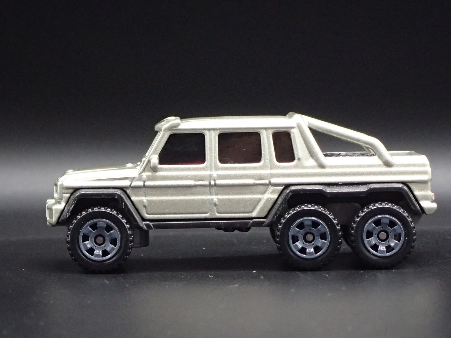 2013-2015 MERCEDES-BENZ G63 AMG 6X6 G WAGON SILVER 1:64 SCALE DIECAST MODEL CAR
