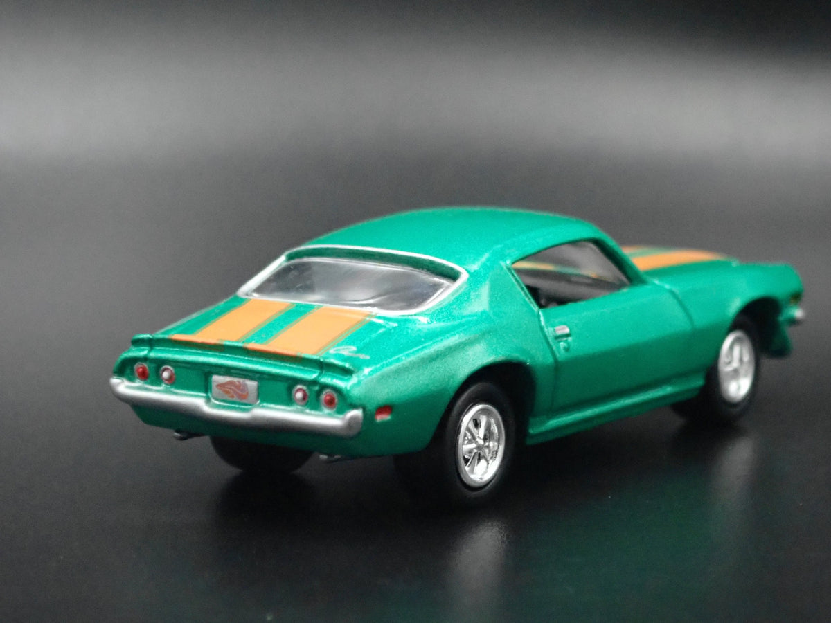 1971 71 CHEVY CHEVROLET CAMARO RS 1:64 SCALE COLLECTIBLE DIECAST MODEL CAR