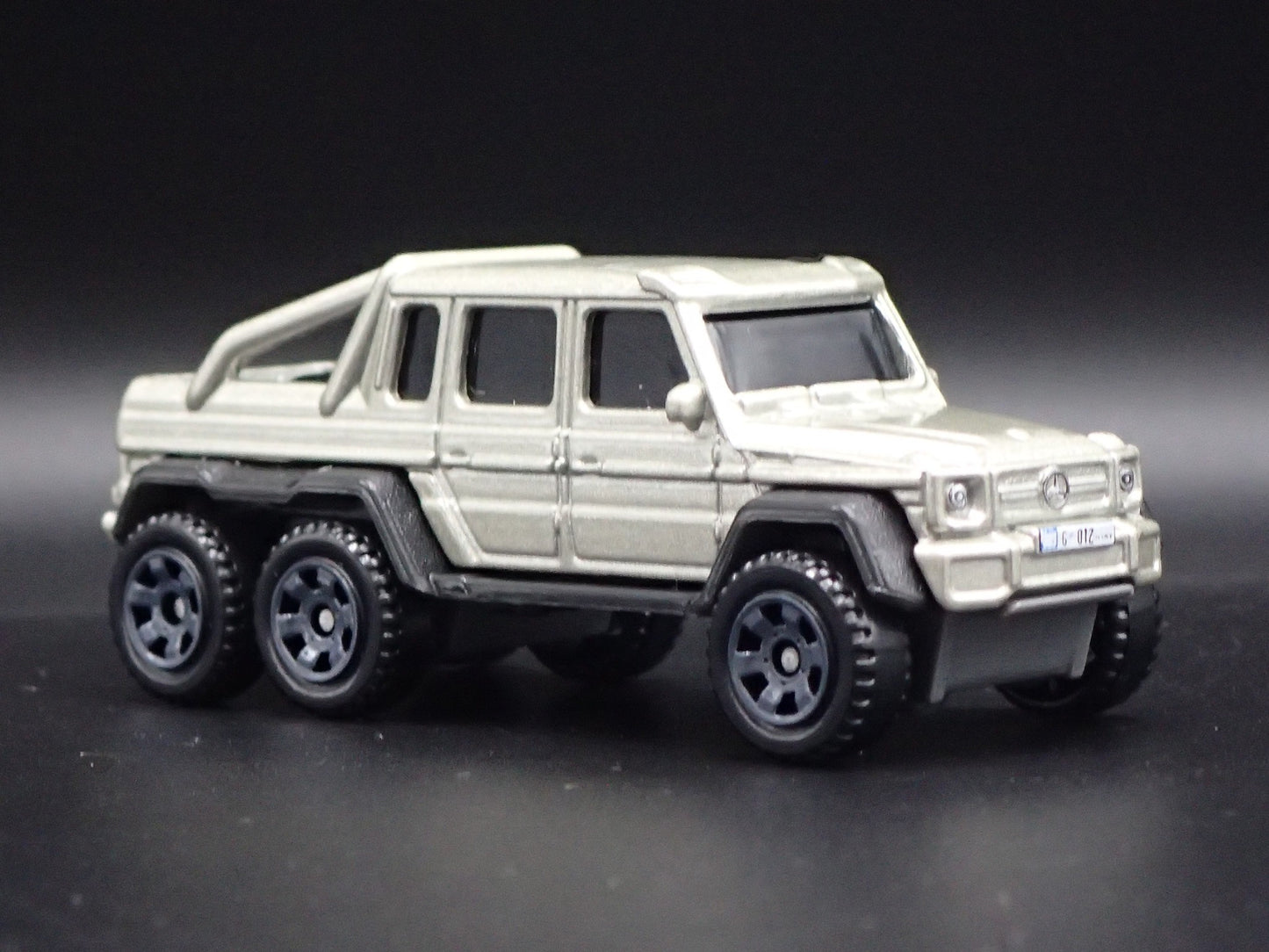 2013-2015 MERCEDES-BENZ G63 AMG 6X6 G WAGON SILVER 1:64 SCALE DIECAST MODEL CAR