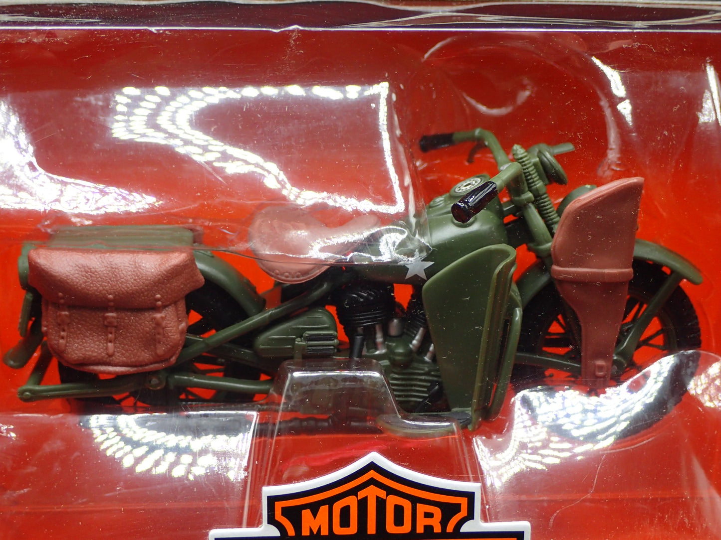 1942 WLA FLAT HEAD HARLEY DAVIDSON MAISTO 1/18 MOTORCYCLE MODEL SERIES 9