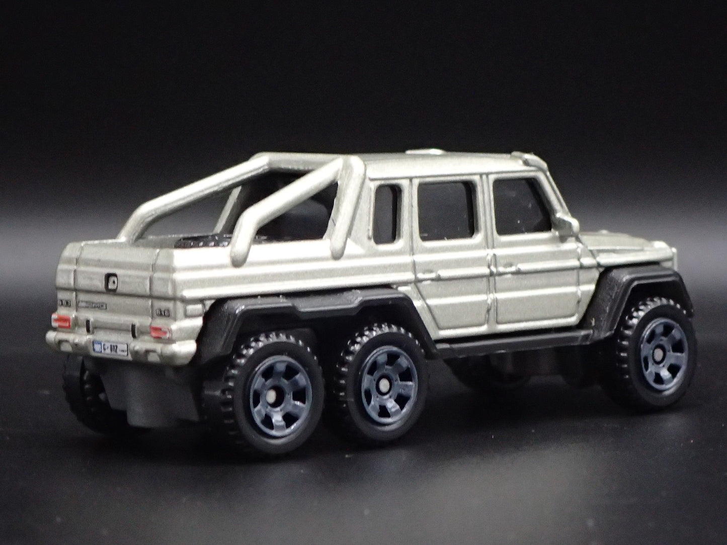 2013-2015 MERCEDES-BENZ G63 AMG 6X6 G WAGON SILVER 1:64 SCALE DIECAST MODEL CAR