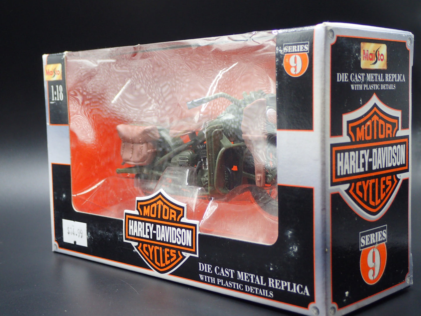 1942 WLA FLAT HEAD HARLEY DAVIDSON MAISTO 1/18 MOTORCYCLE MODEL SERIES 9