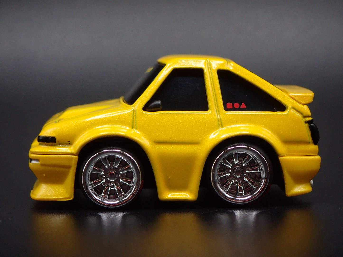 1983-1987 TOYOTA SPRINTER AE86 TUNED JDM YELLOW 1/64 SCALE DIECAST MODEL CAR