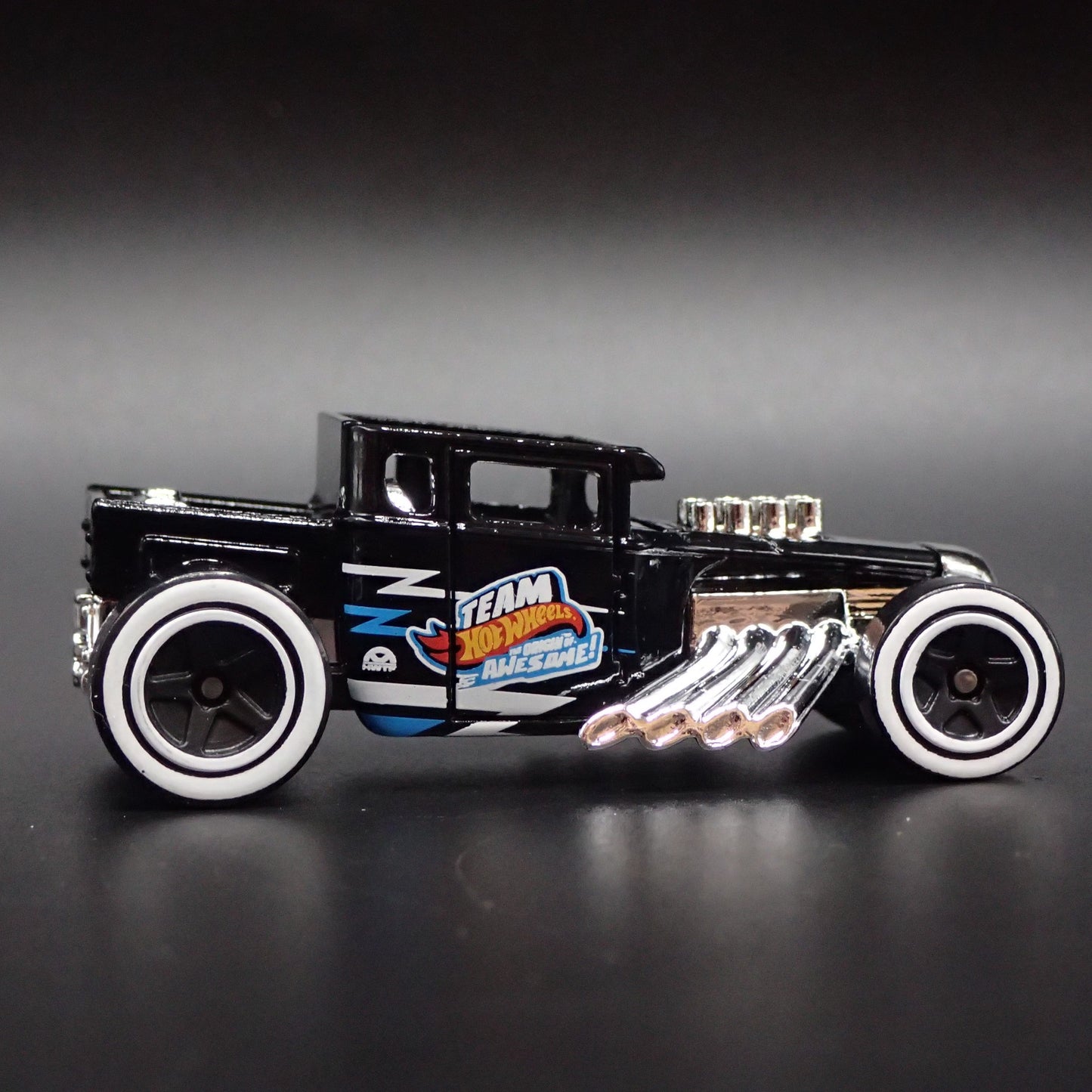 FORD CUSTOM BONE SHAKER HOT ROD BLACK 1:64 SCALE COLLECTIBLE DIECAST MODEL CAR