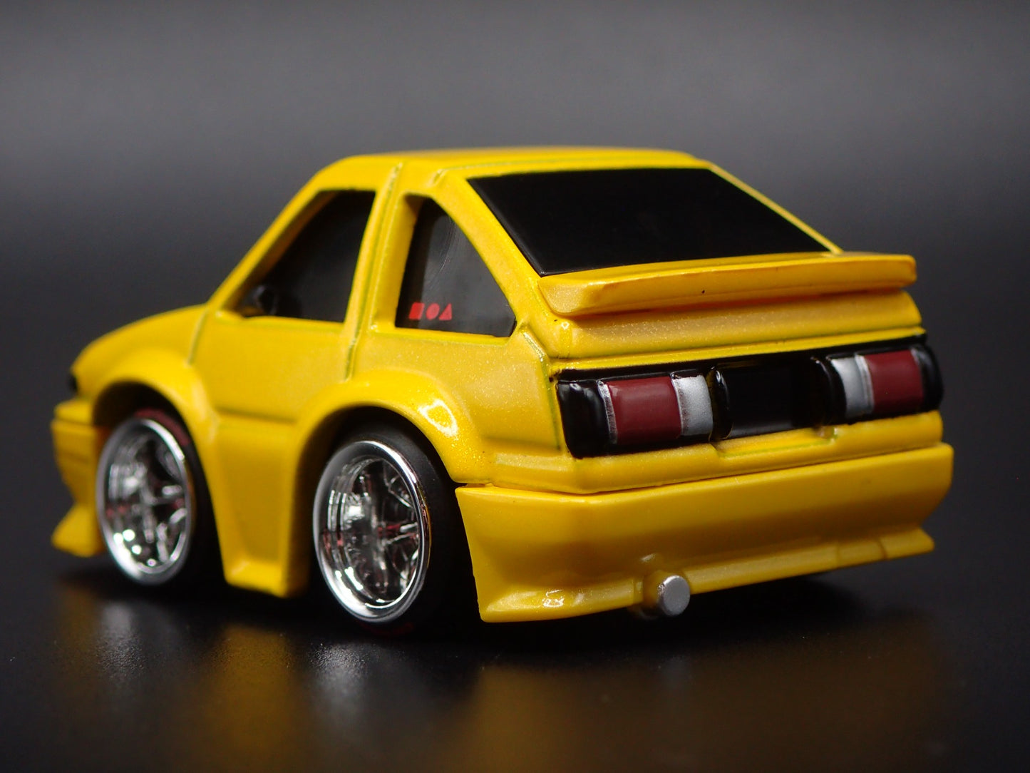 1983-1987 TOYOTA SPRINTER AE86 TUNED JDM YELLOW 1/64 SCALE DIECAST MODEL CAR
