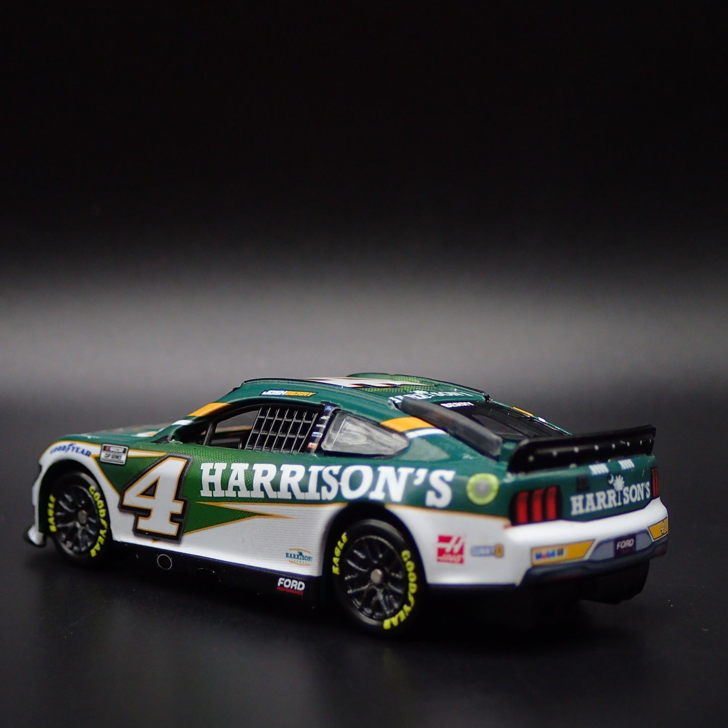 2024 FORD MUSTANG #4 JOSH BERRY HARISONS WORKWEAR NASCAR 1:64 SCALE DIECAST CAR