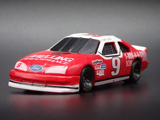 1992 92 FORD THUNDERBIRD 9 CHAD LITTLE MELLING NASCAR 1:64 SCALE DIECAST CAR