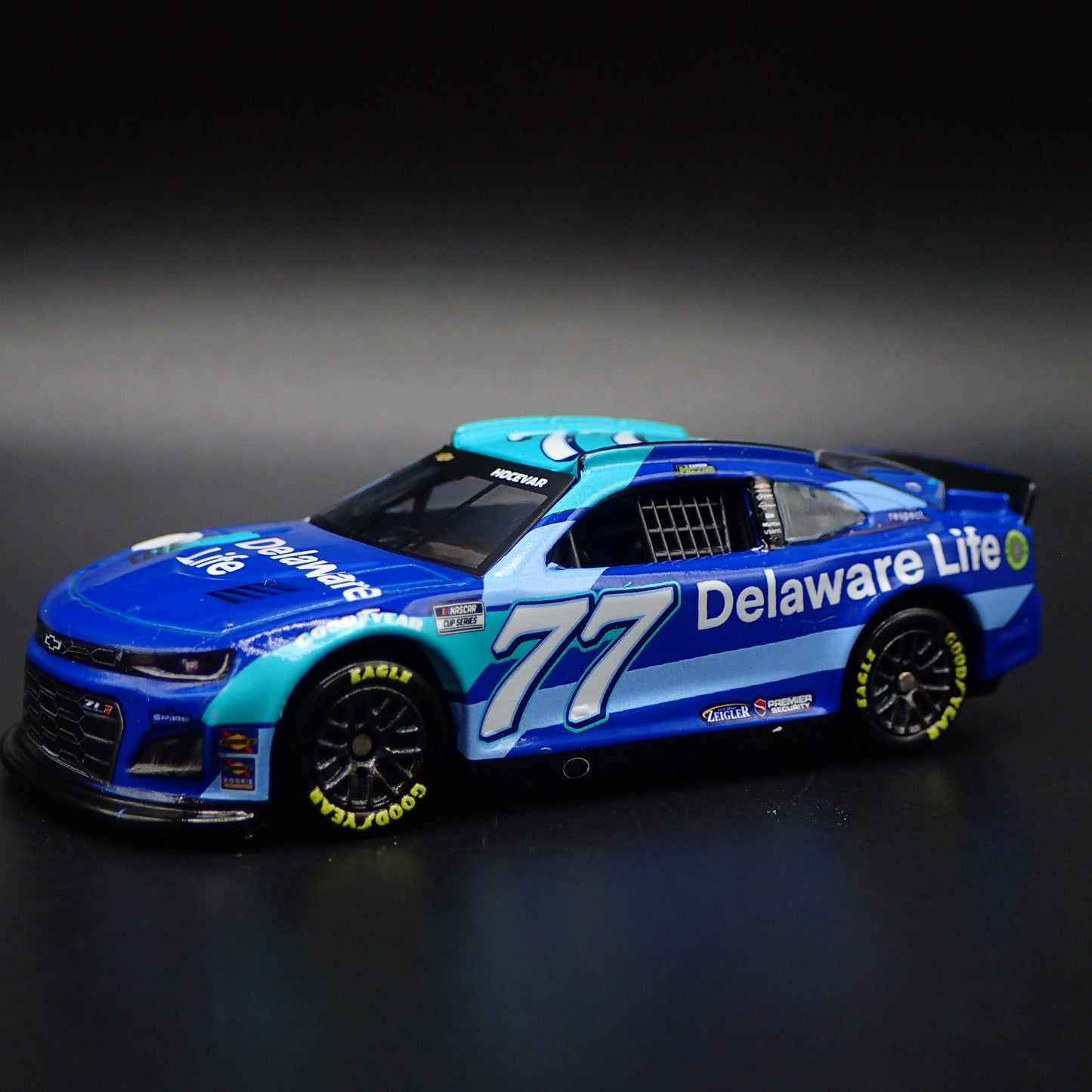 2024 24 CHEVY CAMARO ZL1 77 CARSON HOCEVAR DELAWARE LIFE NASCAR 1:64 DIECAST CAR