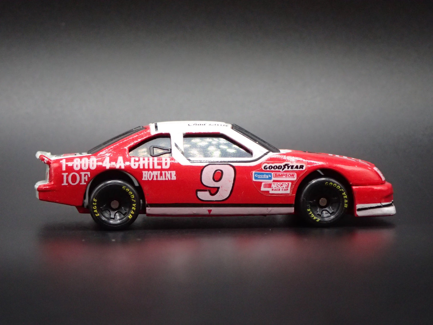 1992 92 FORD THUNDERBIRD 9 CHAD LITTLE MELLING NASCAR 1:64 SCALE DIECAST CAR