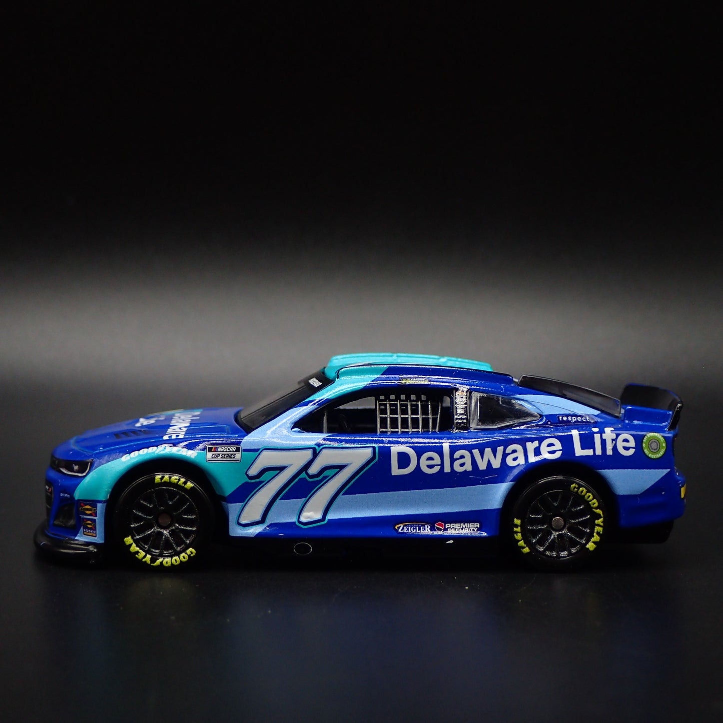 2024 24 CHEVY CAMARO ZL1 77 CARSON HOCEVAR DELAWARE LIFE NASCAR 1:64 DIECAST CAR