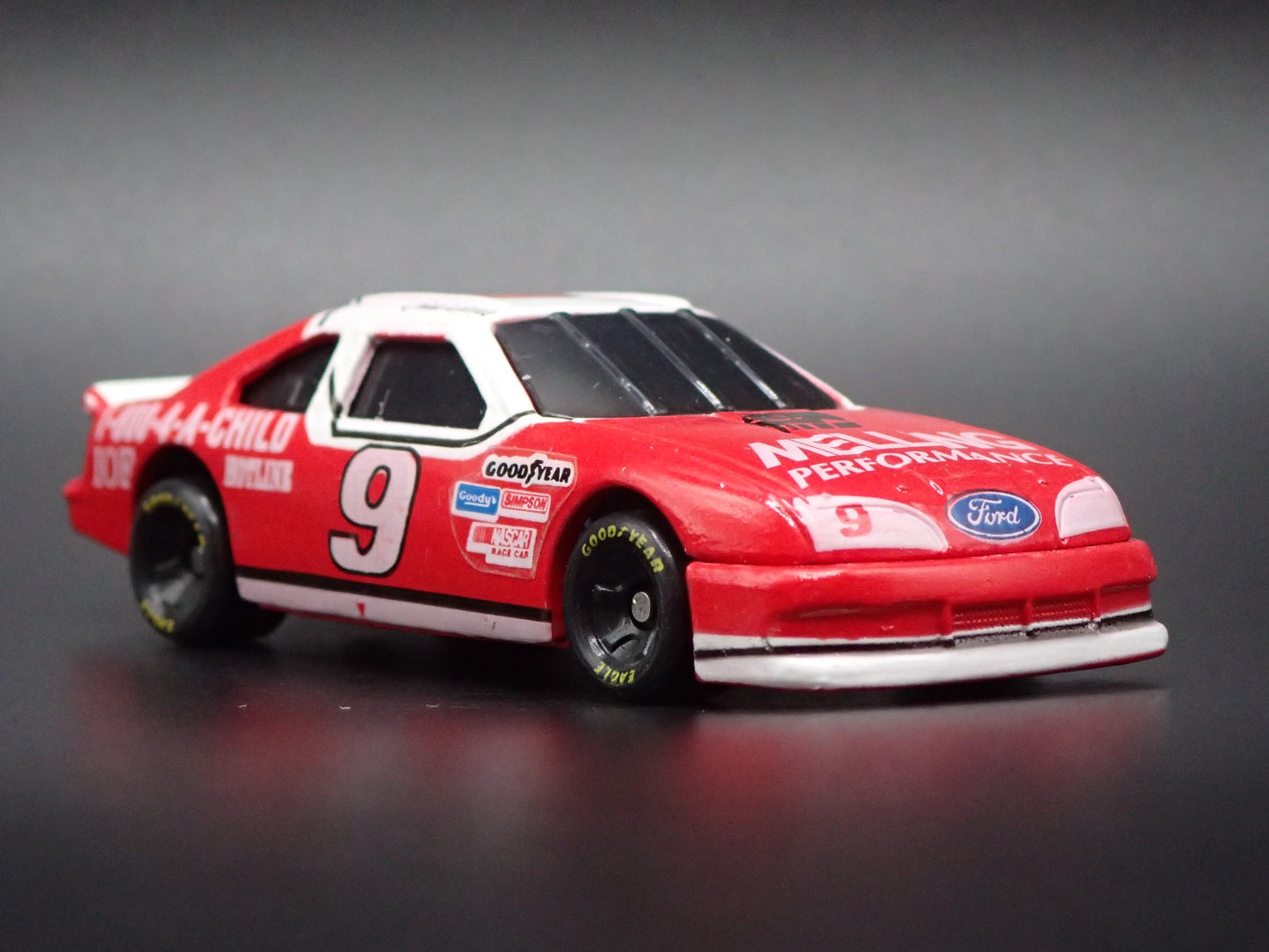 1992 92 FORD THUNDERBIRD 9 CHAD LITTLE MELLING NASCAR 1:64 SCALE DIECAST CAR