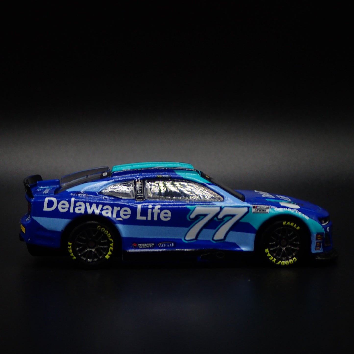 2024 24 CHEVY CAMARO ZL1 77 CARSON HOCEVAR DELAWARE LIFE NASCAR 1:64 DIECAST CAR