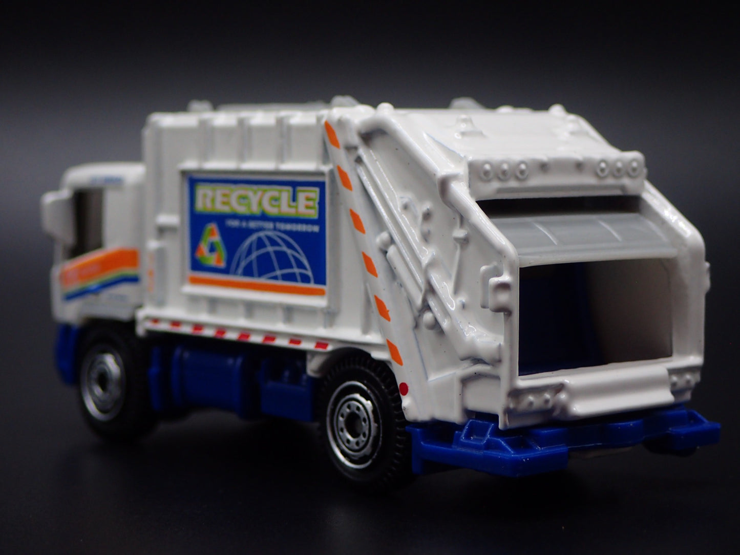 MODERN GARBAGE RECYCLING TRASH TRUCK 1/64 MB SCALE DIORAMA DIECAST MODEL CAR