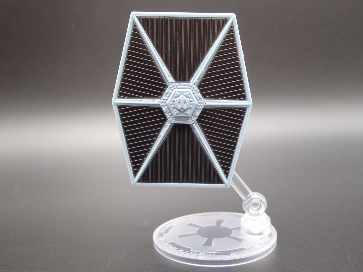 STAR WARS TIE FIGHTER SHIP w/ FLIGHT STAND 1/64 SCALE DIECAST MODEL SHIP