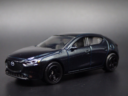 2019-2025 MAZDA 3 4 FOUR DOOR HATCHBACK 1:64 SCALE DIORAMA DIECAST MODEL CAR