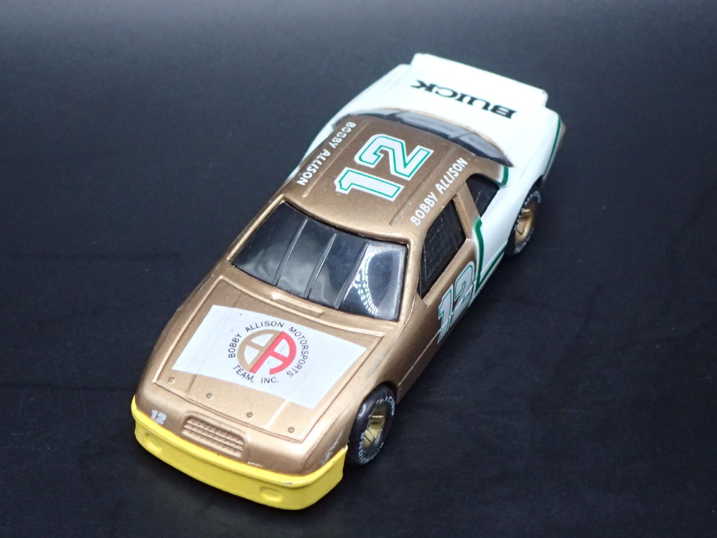1991 91 BUICK REGAL 12 BOBBY ALLISON NASCAR 1:64 SCALE COLLECTIBLE DIECAST CAR