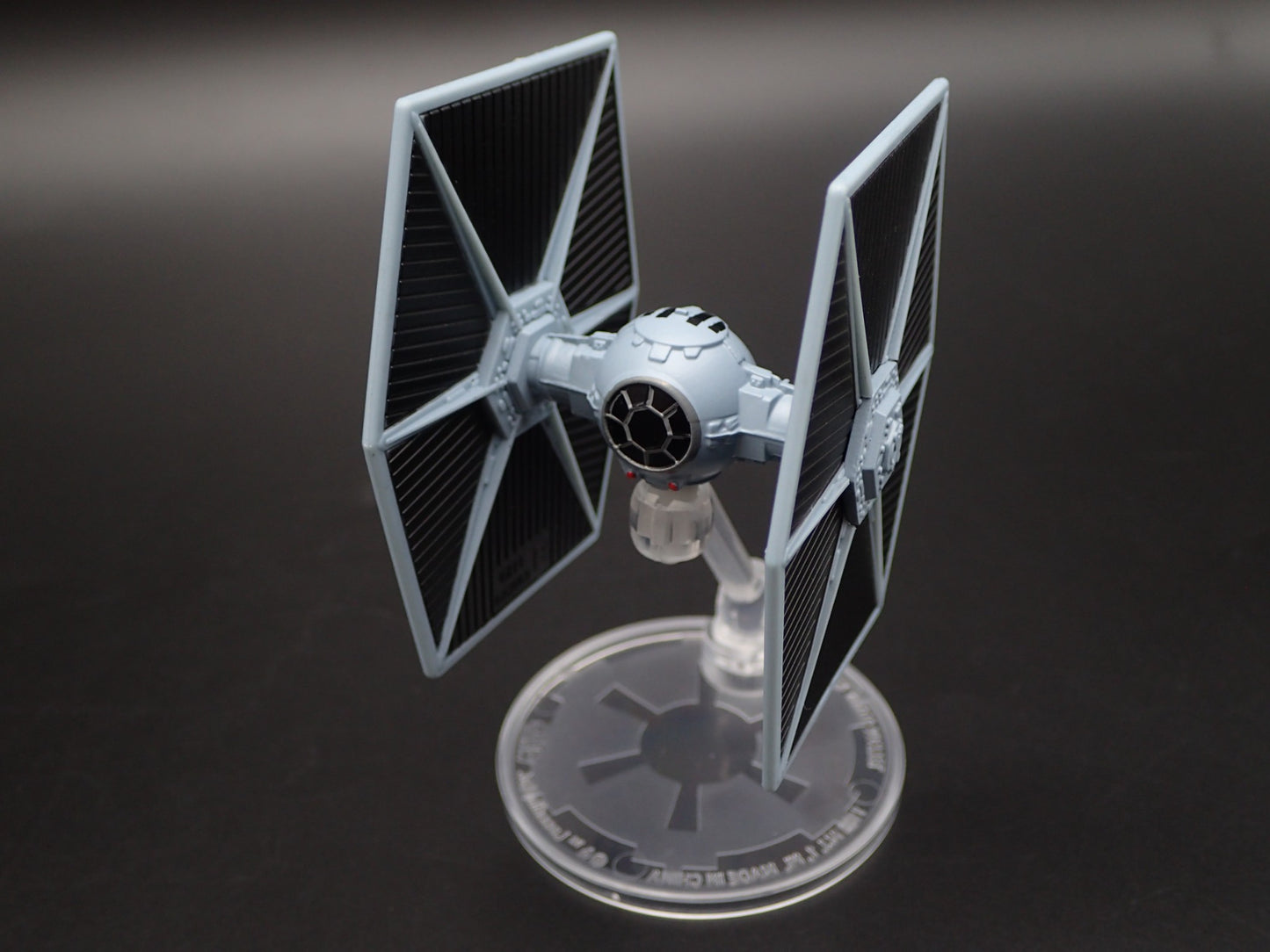 STAR WARS TIE FIGHTER SHIP w/ FLIGHT STAND 1/64 SCALE DIECAST MODEL SHIP